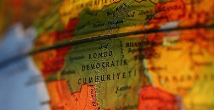 Kongo'da tekne battı: En az 30 ölü