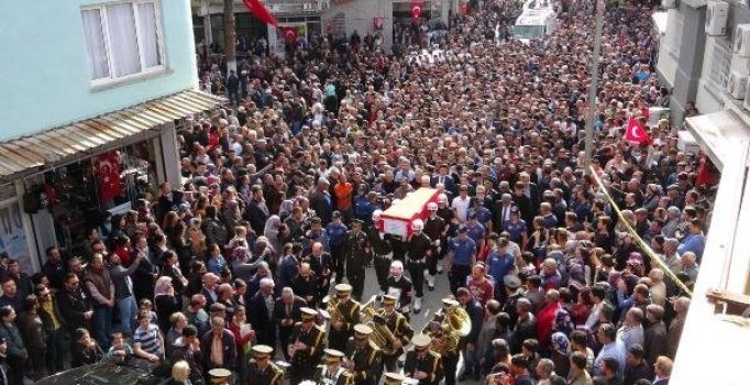 Aydın, Şırnak'ta şehit düşen evladını uğurladı