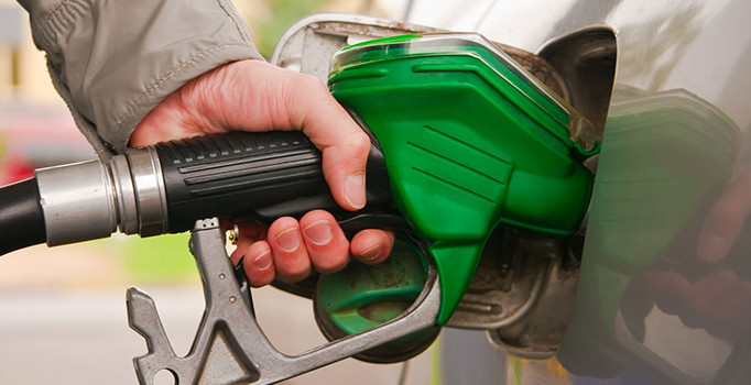 Benzin ve motorine geceyarısı zam geliyor