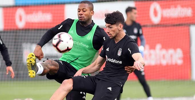 Beşiktaş kondisyon ve taktik çalıştı