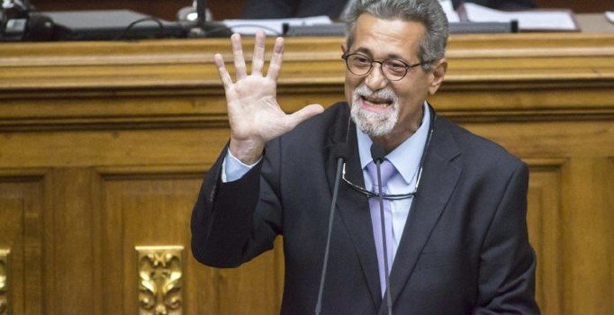 Venezuela’da bir milletvekili daha İtalya büyükelçisinin evine sığındı