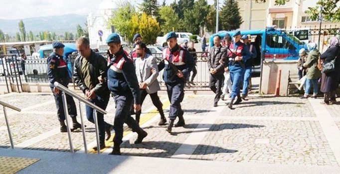 Şanlıurfa'da YPG/PKK'ya yönelik operasyonda 5 tutuklama