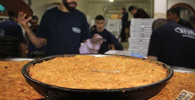 İftar ve sahurun vazgeçilmez lezzeti 'tahinli pide'