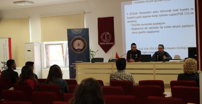 ‘Bilgi Yazar’ projesiyle öğrencilere siber suçlar anlatıldı