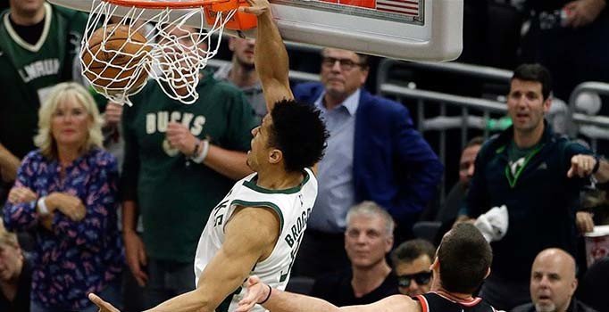 Bucks, Doğu finalinde 2-0 öne geçti