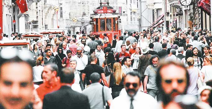 Ekonomi küçülürken işsizlik aynı kaldı