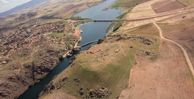 4000 yıllık şehirde 9 yapı katı tespit edildi