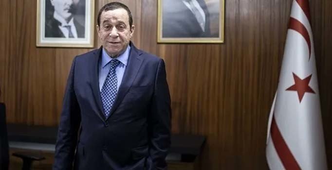 KKTC Maliye Bakanı Serdar Denktaş, istifasını açıkladı