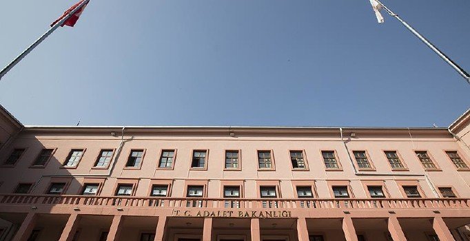 Bilirkişilere 'terör' tasfiyesi