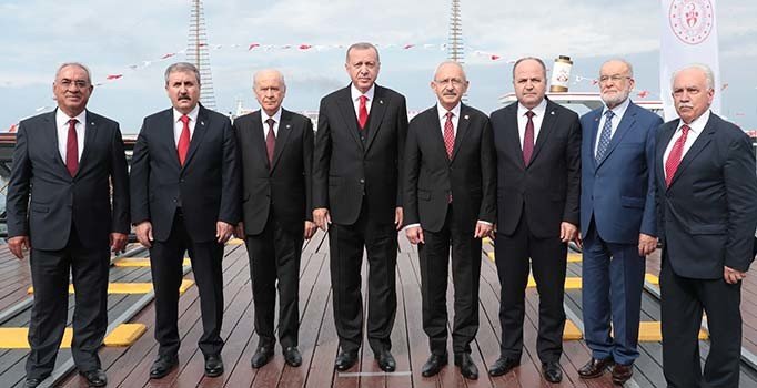 Samsun'da liderlerden birlik pozu