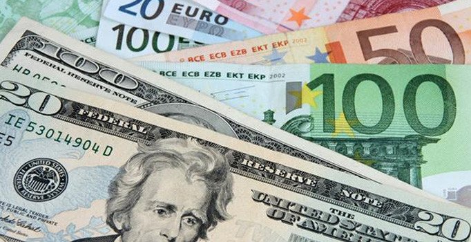 Dolar 6.07 euro 6.77 ve sterlin 7.71 lira