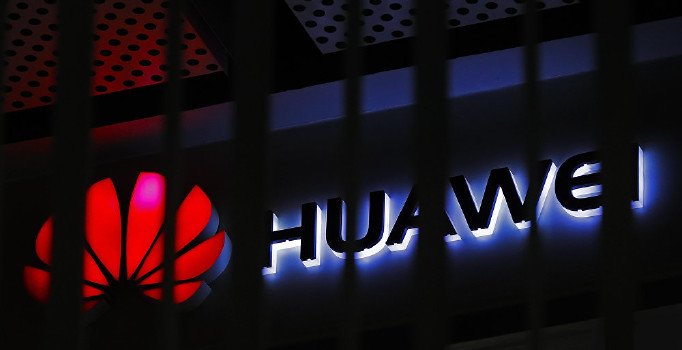 Son dakika! Google, Huawei ile iş birliğini kesti