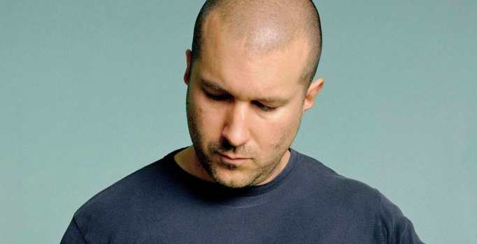 Jony Ive terfi etti
