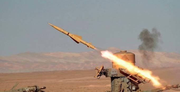 İran balistik füze denemesi yaptığını teyit etti