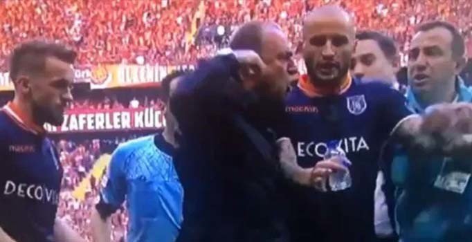 Terim'den Robinho'ya yumruklu tepki