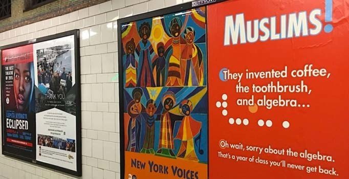 İngiltere’de caddelere İslam karşıtı afişler asıldı