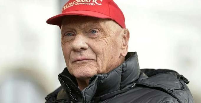 Formula 1 efsanesi Niki Lauda hayatını kaybetti