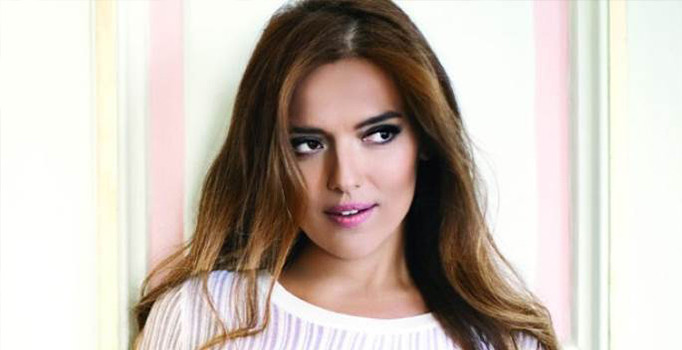 Demet Akalın, Aleyna Tilki paylaşımıyla yine kafaları karıştırdı