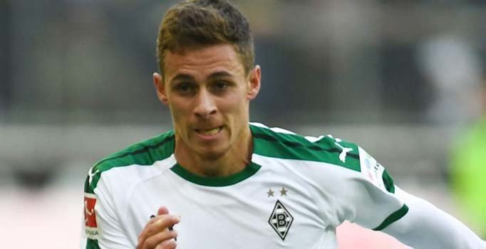 Borussia Dortmund, Thorgan Hazard'ı renklerine bağladı
