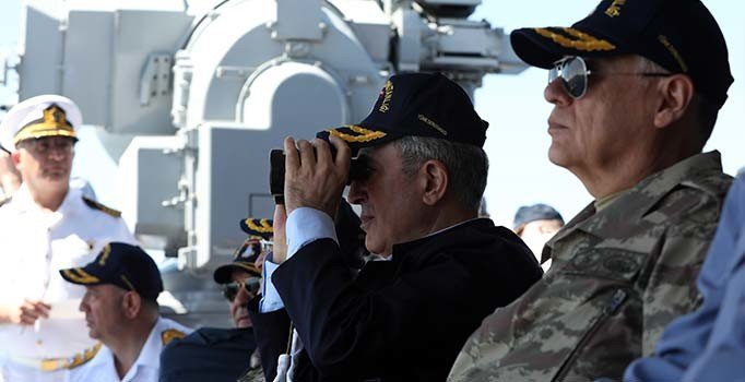 Hulusi Akar'dan Yunanistan açıklaması