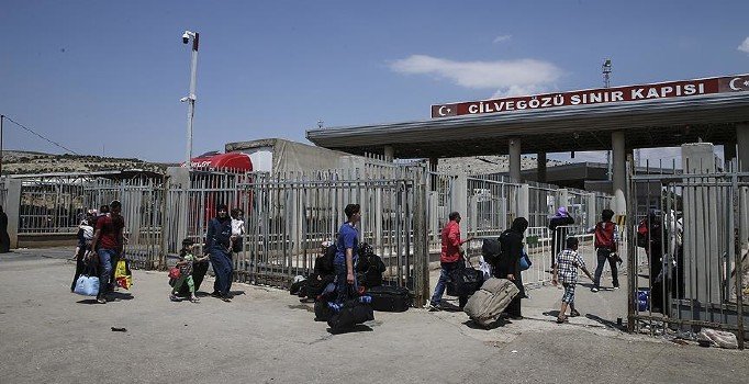 16 bin Suriyeli bayram için ülkesine döndü