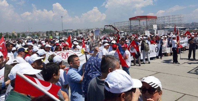 EYT'liler bu kez Yenikapı'da