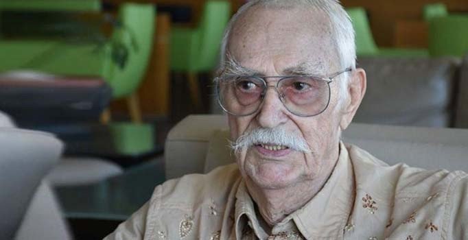 Türk sinemasının usta ismi Eşref Kolçak hayatını kaybetti | Eşref Kolçak kimdir?