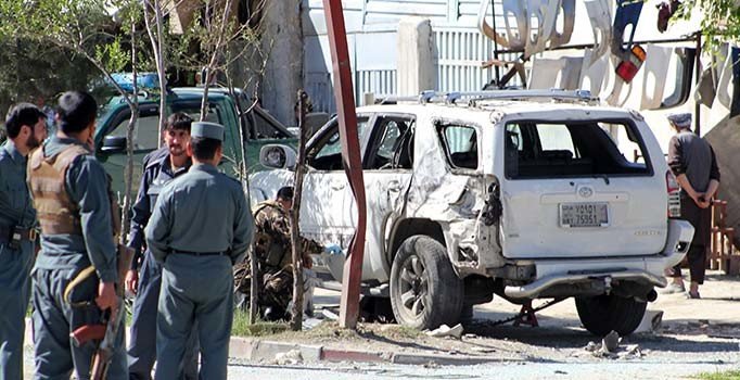 Kabil'de Bakanlık personeline bombalı saldırı