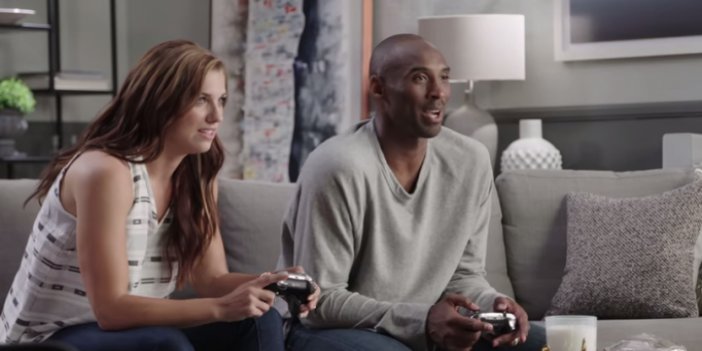 Alex Morgan, Kobe Bryant'a karşı!