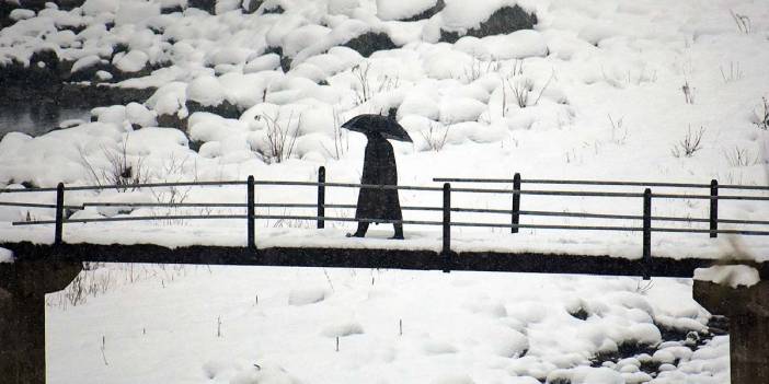 Meteoroloji hafta sonu için uyardı: Sağanak ile don bir arada!