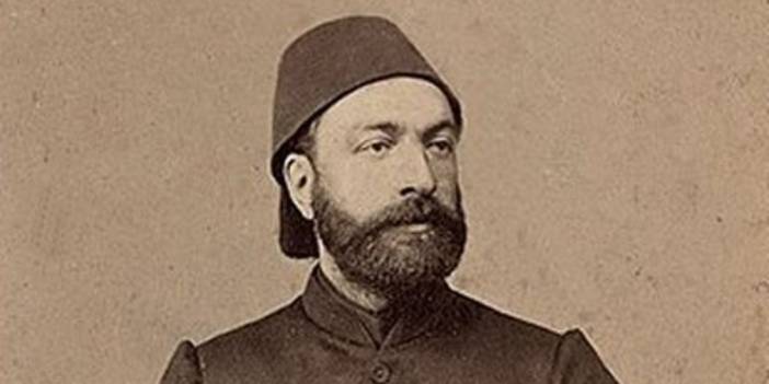 Ziya Paşa kimdir?