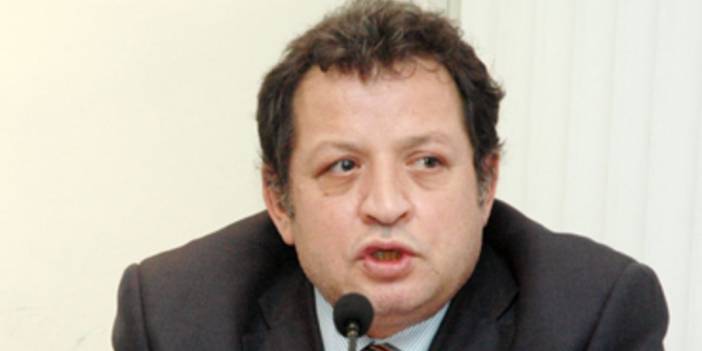 Zekeriya Kökrek kimdir?