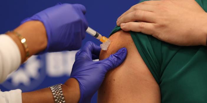 Koronavirüs aşısı için randevu verilmeye başlandı