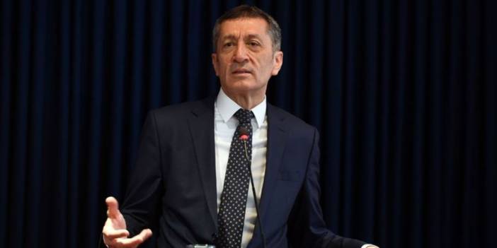 Ziya Selçuk kimdir?