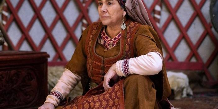 Diriliş'in Hayme Ana'sının İnanılmaz Değişimi! Ünlü Oyuncuyu Görenler Bu Vaziyette Kayı Obası'na giremezsin dedi - KARAR