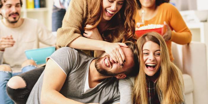 Sizi Kahkahaya Boğacaklar! İşte En Komik Burçlar... Onlarla Yaşamak Bir Eğlence...