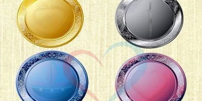 Günün En Eğlenceli Testine Var Mısınız? Tabağını Seç Seni Neyin Beklediğini Öğren...