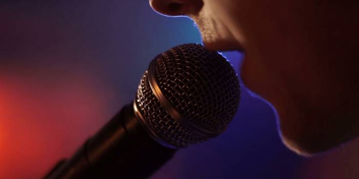 3 Kere Kanser Olan Ünlü Sanatçı Sahnede Duyurdu! Sağlık Durumu İle İlgili Son Gelişme: Sevenleri Gözyaşları İçinde Dinledi...