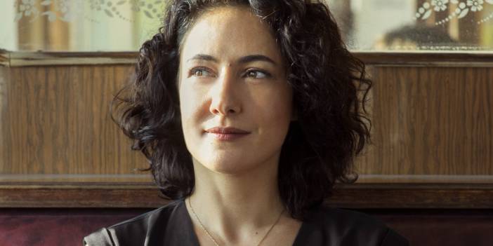 Sevenlerini Çok Üzdü! Meltem Cumbul Türkiye'yi Terk Ediyor... İşte Ünlü Oyuncunun Gideceği Ülke Ve Gidiş Sebebi....