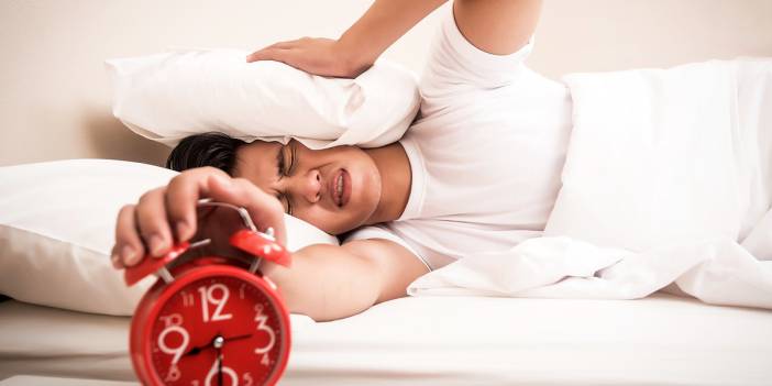 Sabah alarmını sürekli erteliyor musunuz? Bu davranışınızın ölüme davet çıkarıyor...