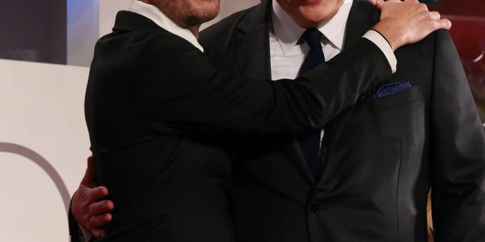 Ünlü oyuncu tanınmaz halde... Tam 270 kilo olan efsane oyuncu ayakta alkışlandı...