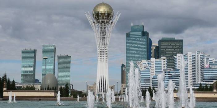 Kazakistan'da başkentin ismi yeniden Astana oluyor
