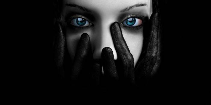 Tam kanlı ay tutulmasında şoke edici gelişmelere hazır olun: Sonlar, ifşalar, çöküşler, buluşlar...