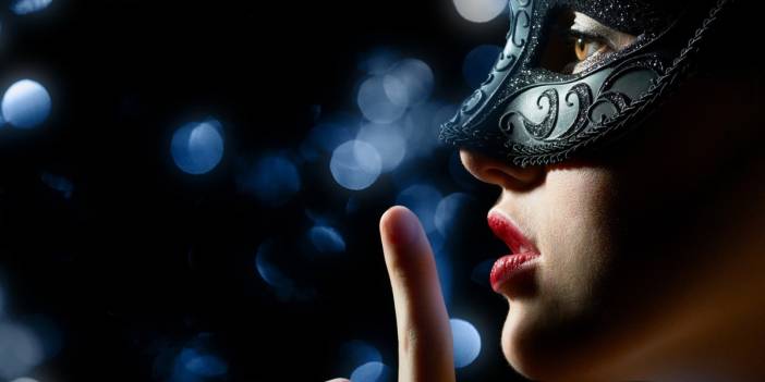 Erkeklerin köşe bucak kaçtığı 3 çekilmez burç kadını...