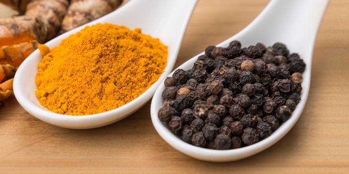 Zerdeçal ve karabiberi neden bir arada kullanmalısınız? Birleşince yüzde 2000 artıyor...