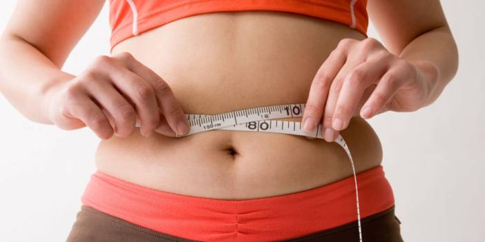 Bunları yapın göbek yağlarınızdan kurtulun! Kısa zamanda dümdüz karna sahip olabilirsiniz...