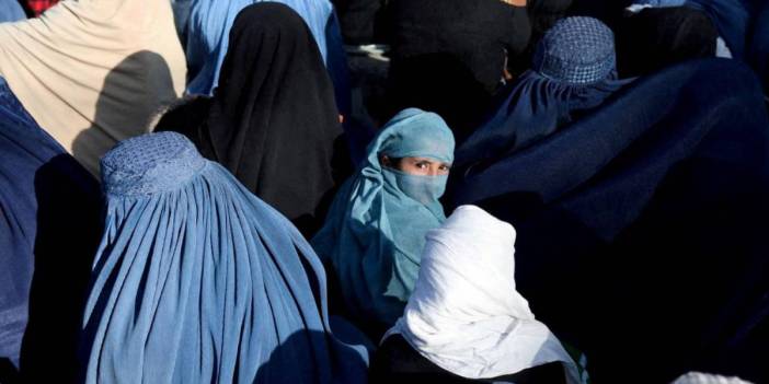 Taliban kuşatmasındaki kadınlar konuştu: Bizi yavaş yavaş öldürüyorlar