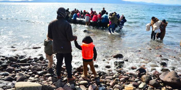 ‘Tehlikeli rotaların’ istatistikleri ortaya çıktı: Avrupa Birliği’nde yasa dışı göçmen rekoru