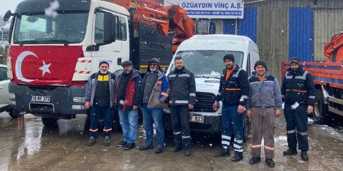 Bursa Vinç İşletmecileri Derneği deprem bölgesine vinç gönderdi