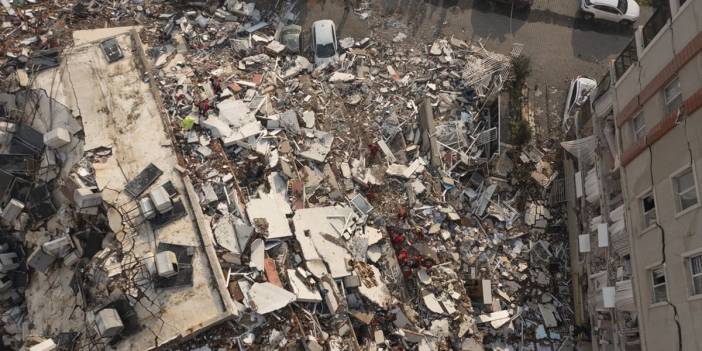 Afet bölgelerinde 'su' tehlikesi: Çürümüş yumurta gibi bir koku...